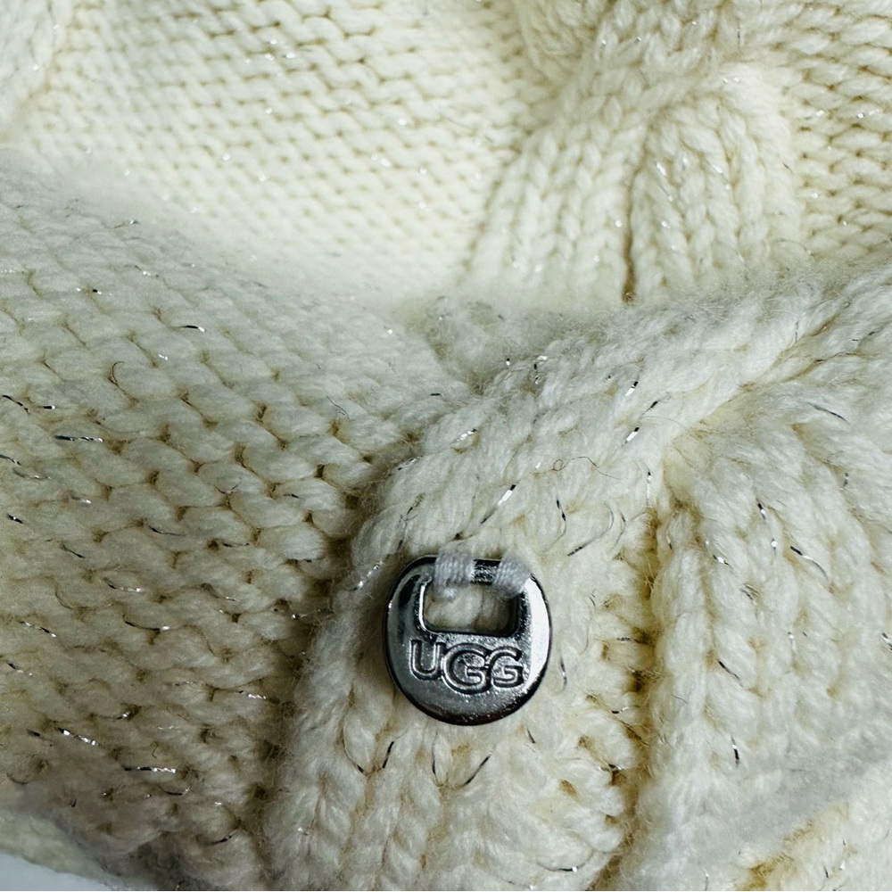 UGG NWOT Cream Knit Infinity Scarf - Picture 2 of 5